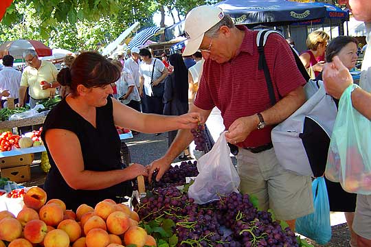 Marknad i Trogir, Kroatien
